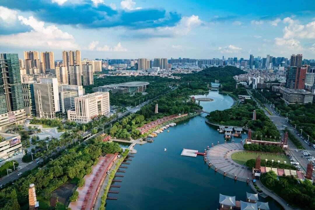 2025新澳門正版免費(fèi)資本車，澳門正版免費(fèi)資本車，未來趨勢與機(jī)遇