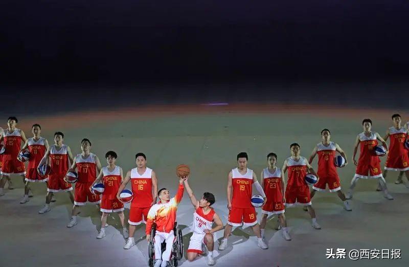 2025年新澳門今晚開什么，澳門今晚開獎(jiǎng)?lì)A(yù)測(cè)及結(jié)果分析