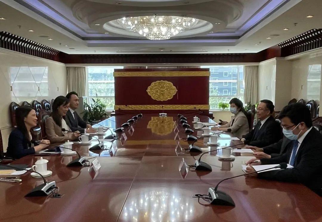 2025年新澳門今晚開什么，澳門今晚開獎預(yù)測及結(jié)果分析