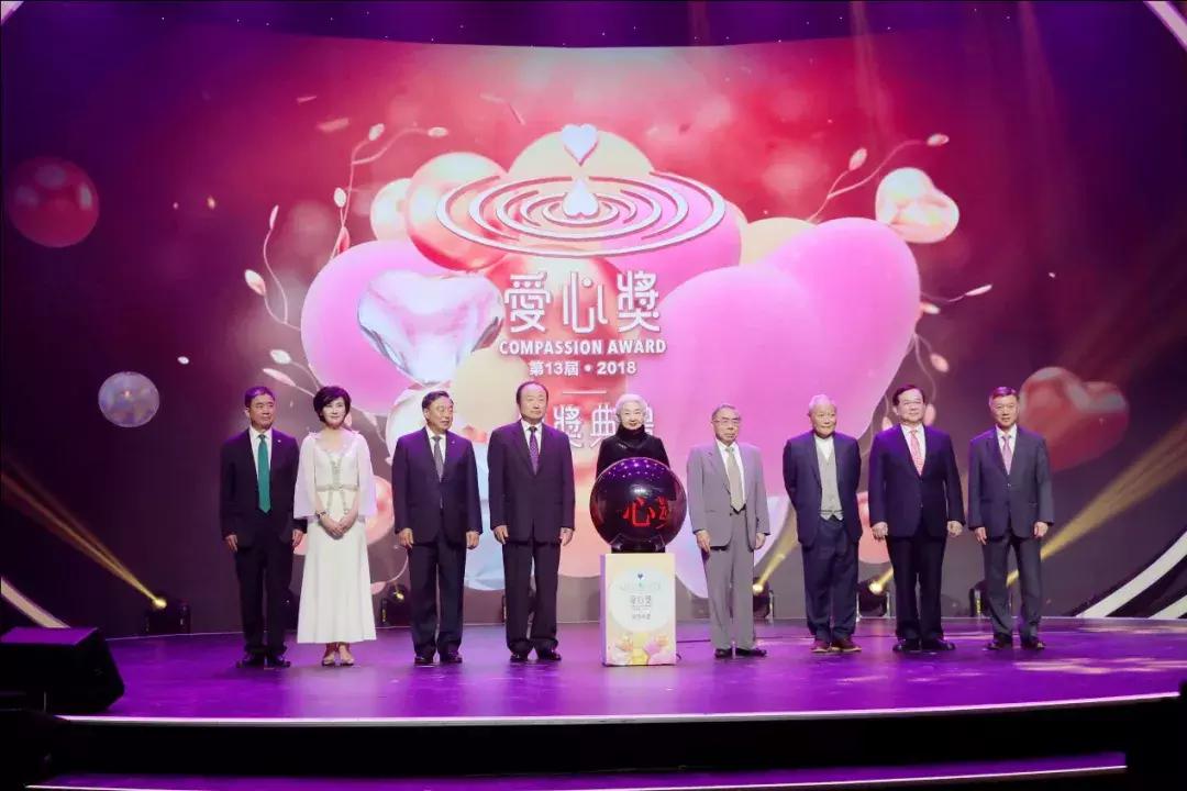 香港資料正版大全2025，專注于智能生態(tài)發(fā)展的前沿探索，香港資料正版大全2025，智能生態(tài)前沿探索的專注焦點